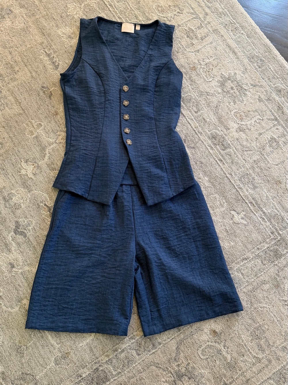 Two piece Sleeveless Navy Vest & Wide-Leg Shorts Set XS